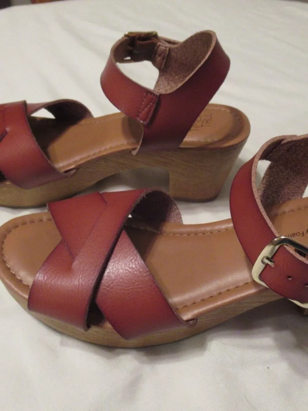 Time and Tru Burnt Orange Sandals - Women's Size 6 - Picture 2 of 4